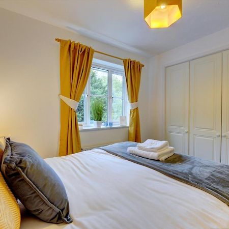 Modern 2 Bed House Sleeps 6 Southam Town Centre - Inspire Homes Ltd Exteriör bild