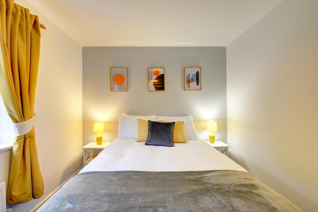 Modern 2 Bed House Sleeps 6 Southam Town Centre - Inspire Homes Ltd Exteriör bild